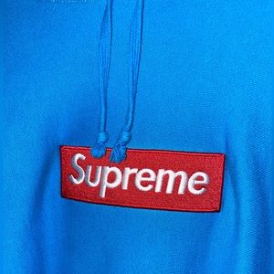 Supreme box logo